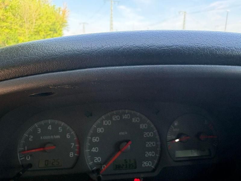 Occasion Volvo V40 122 ch (89 kW) 2000 Bleue Break