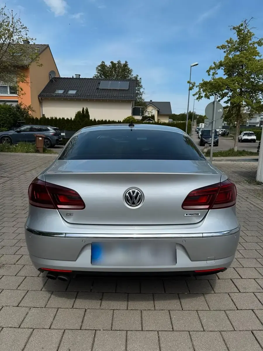 Second-hand VW CC 150 CP (110 kW) 2015 Argintiu Berlinǎ