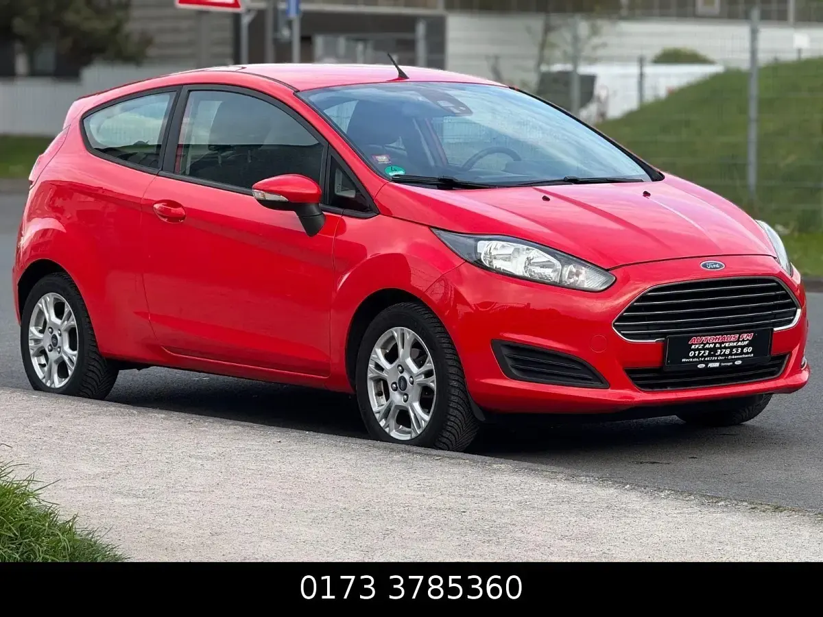 Gebraucht Ford Fiesta SYNC Edition 65 PS (47 kW) 2013 Rot Kleinwagen