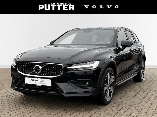 Metallic (schwarz Gebraucht 2023 Volvo V60 CC Ultimate Kombi | 39.890 € (Superpreis) - Bild 1/4