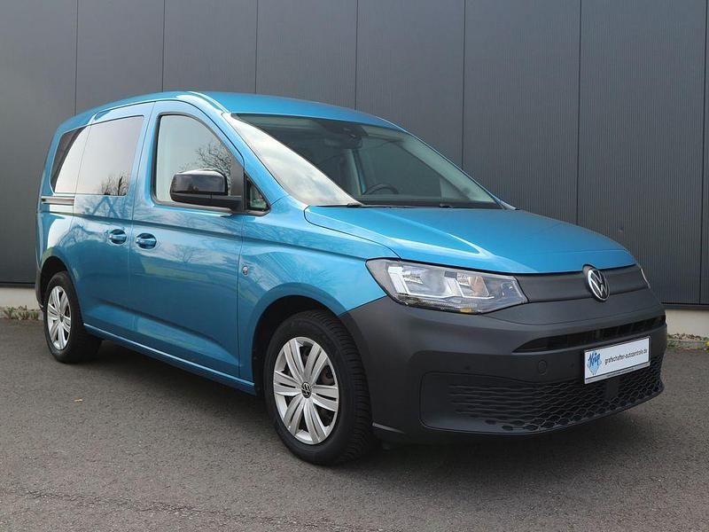 Second-hand VW Caddy Basis 122 CP (89 kW) 2021 Albastru Monovolum