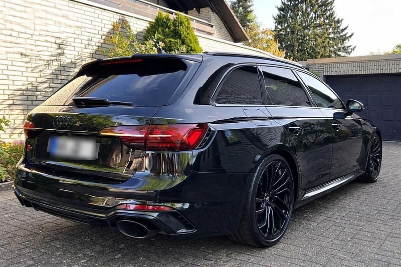 Usado Audi RS4 Performance 450 HP (330 kW) 2020 Preto Carrinha