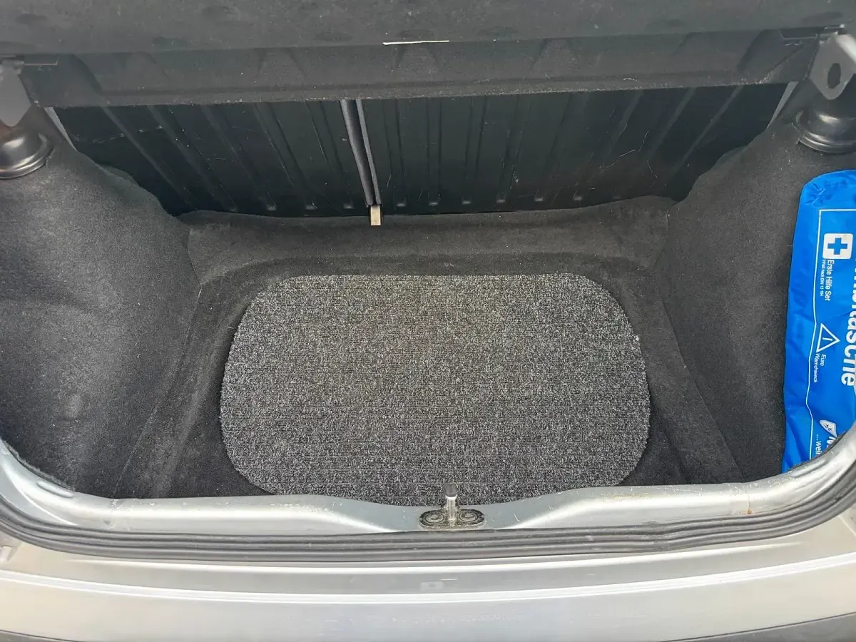 Gebraucht Seat Ibiza 64 PS (47 kW) 2001 Silber Kleinwagen