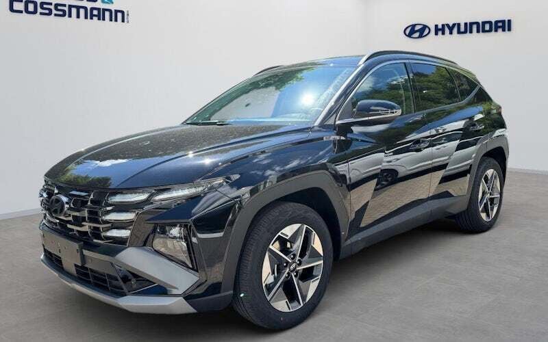 Schwarz Neu 2025 Hyundai Tucson Trend SUV | 31.490 € (Superpreis) - Bild 1/4