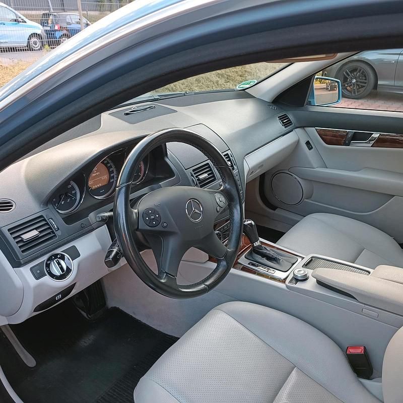 Gebraucht 2011 Mercedes C220 Kombi | 8.990 € - Bild 1/4