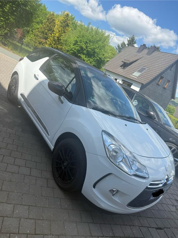 Weiß Gebraucht 2015 DS Automobiles DS3 Sport Chic Cabrio | 7.200 € (Fairer Preis) - Bild 1/4