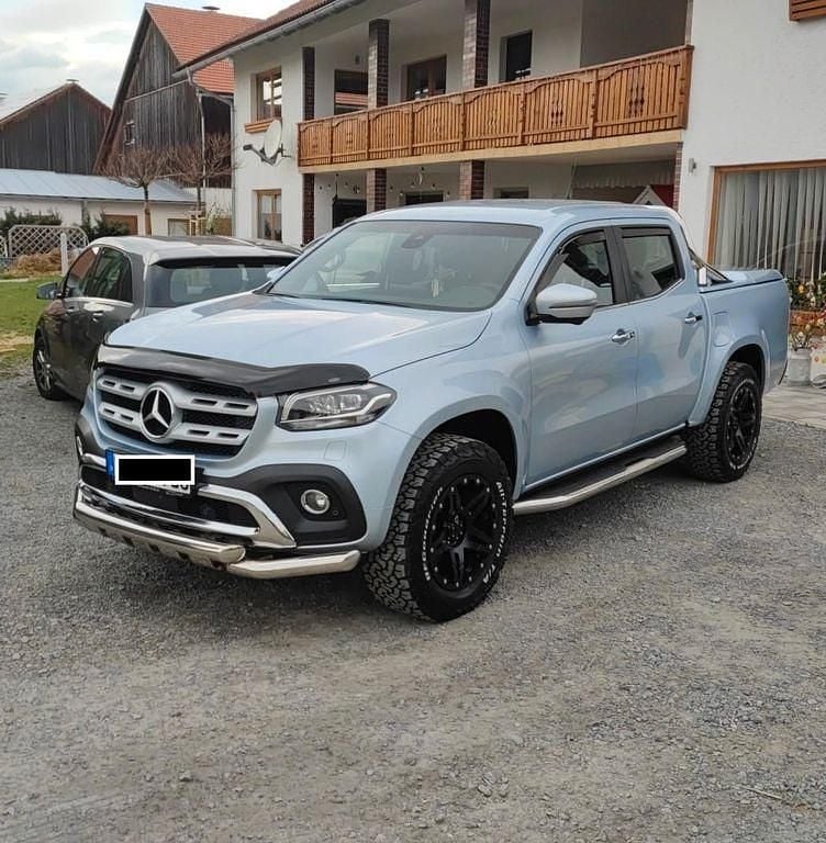 Gebraucht Mercedes X250 190 PS (139 kW) 2020 Silber Pickup