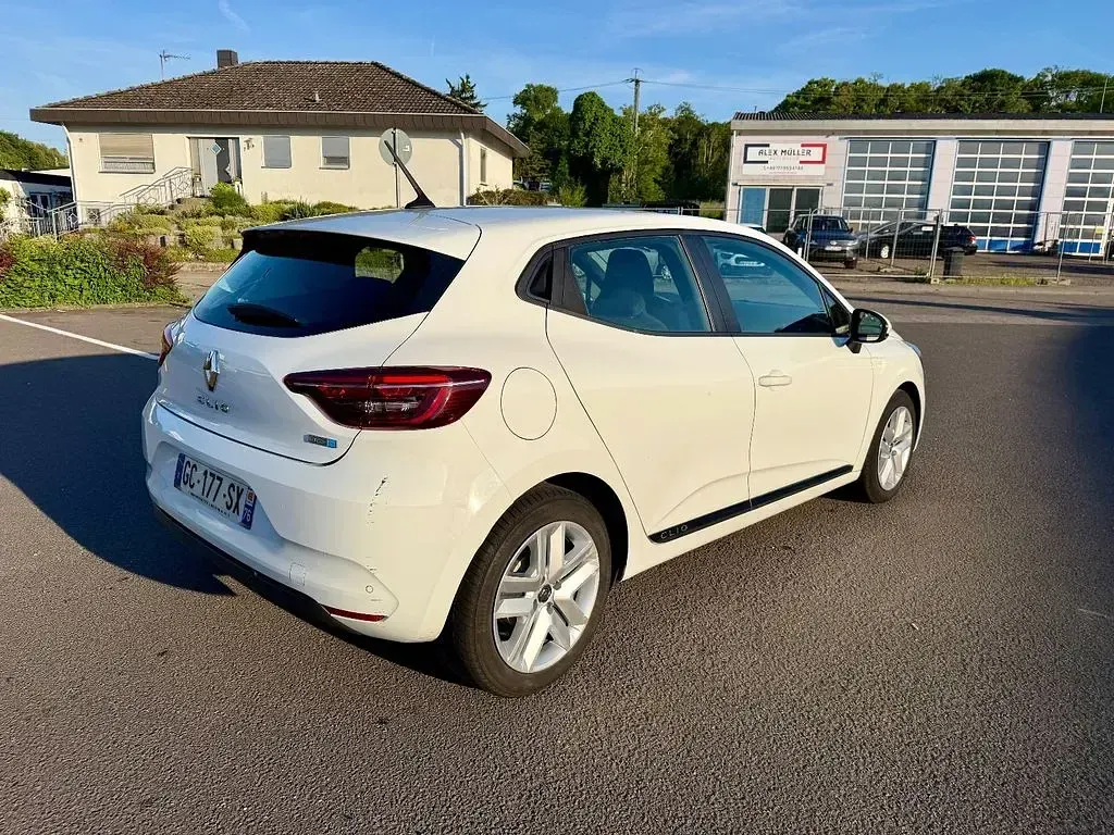 Gebraucht Renault Clio Business 140 PS (102 kW) 2021 Weiß Kleinwagen