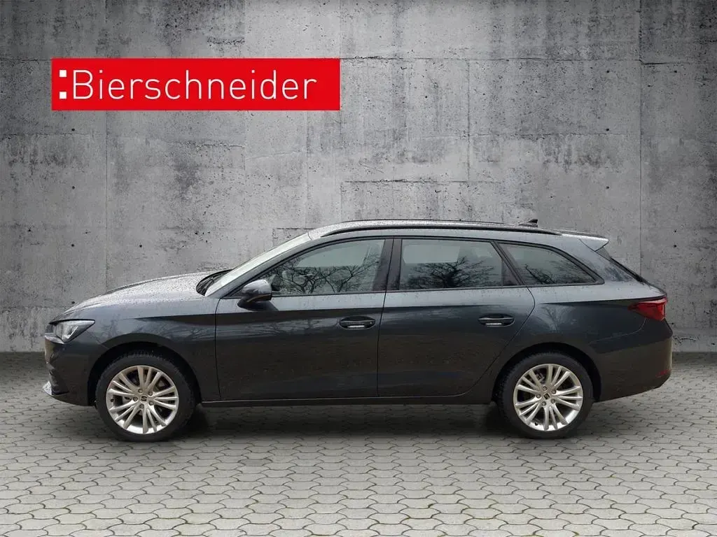 Neu Seat Leon CONNECT 150 PS (110 kW) 2025 Grau Limousine