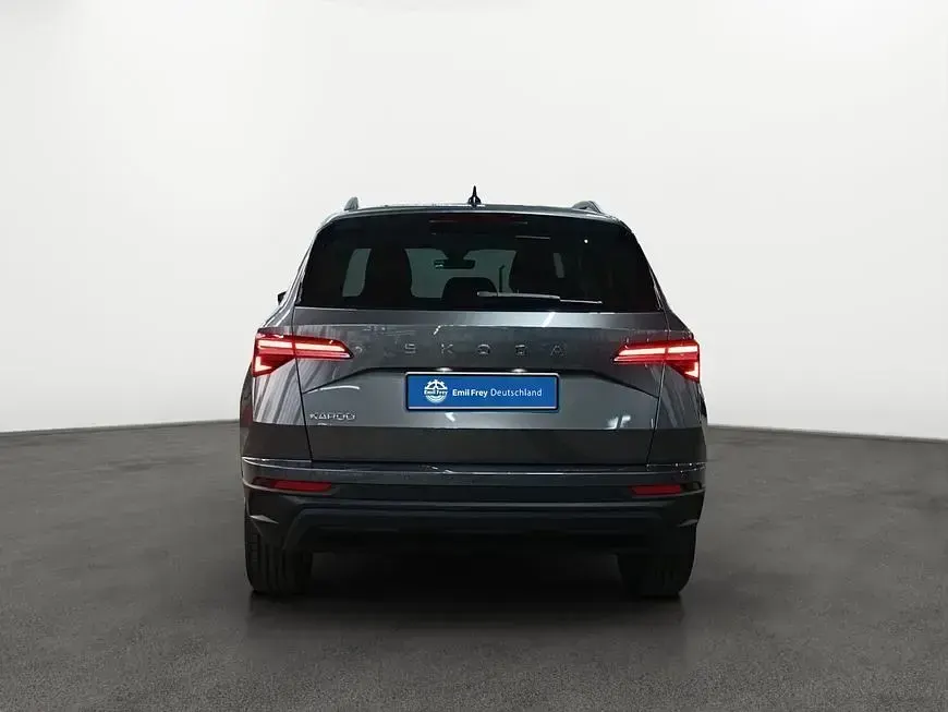 Gebraucht Skoda Karoq Selection 150 PS (110 kW) 2024 Grau SUV