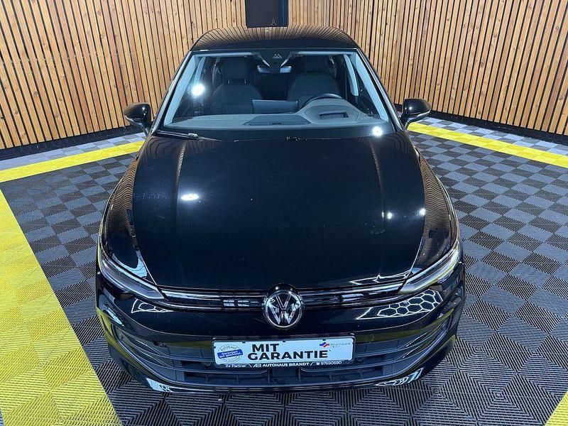 Gebraucht VW Golf VIII 150 PS (110 kW) 2024 Schwarz Limousine