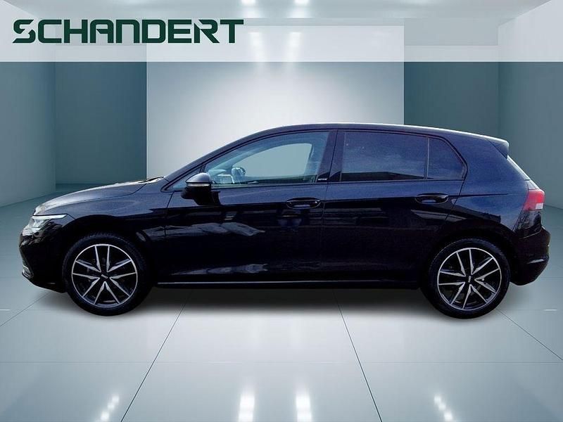 Occasion VW Golf VIII Active 150 ch (110 kW) 2022 Noir Berline