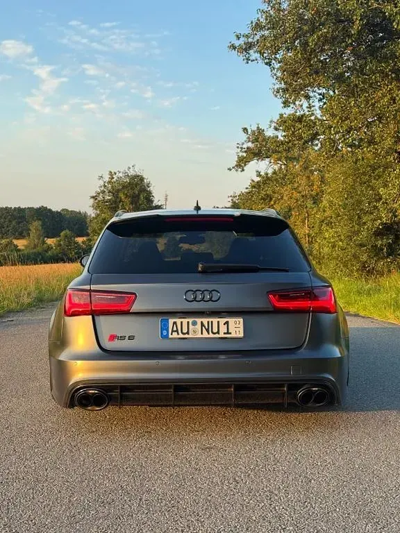 Gebraucht Audi RS6 Design 560 PS (411 kW) 2014 Grau Kombi