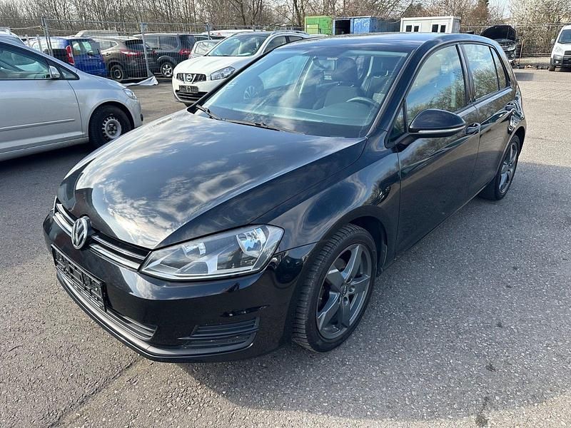 Gebraucht VW Golf VII 86 PS (63 kW) 2015 Schwarz Limousine