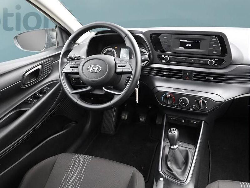 Gebraucht Hyundai Bayon 84 PS (61 kW) 2023 Grün SUV