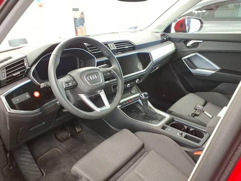 Gebraucht Audi Q3 Advanced 150 PS (110 kW) 2024 Rot SUV