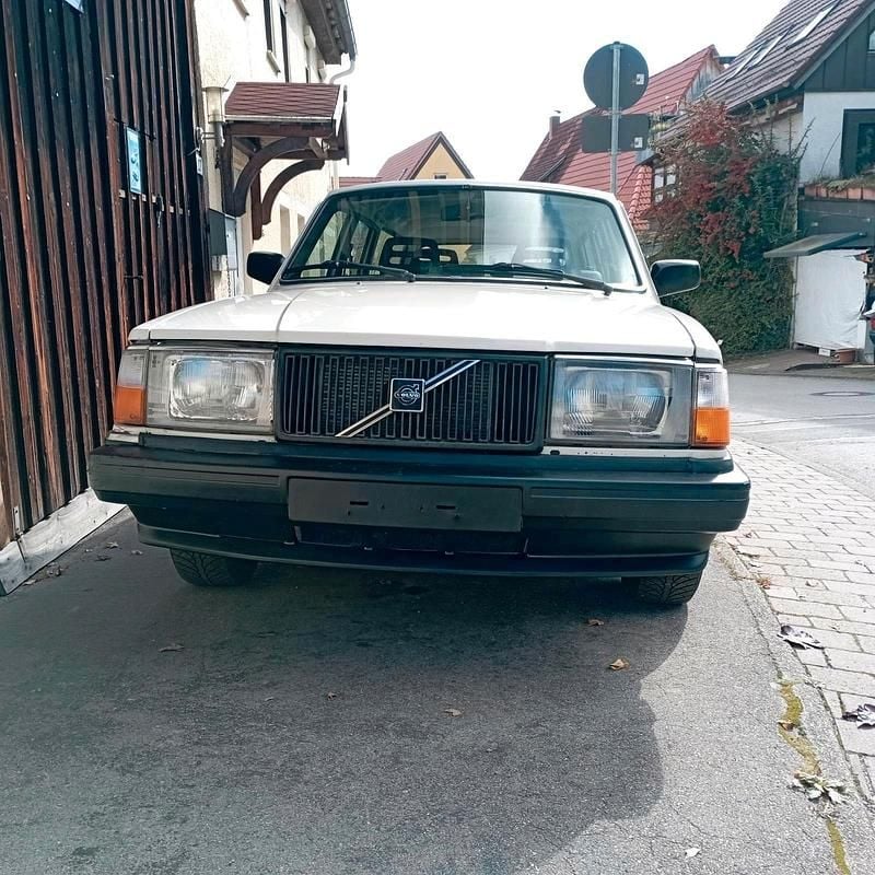 Gebraucht Volvo 245 115 PS (84 kW) 1990 Weiß Kombi