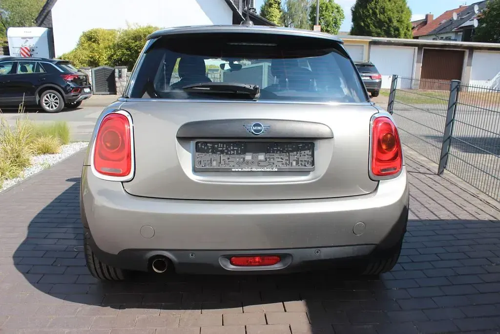 Occasion Mini ONE 102 PK (75 kW) 2018 Zilver Hatchback