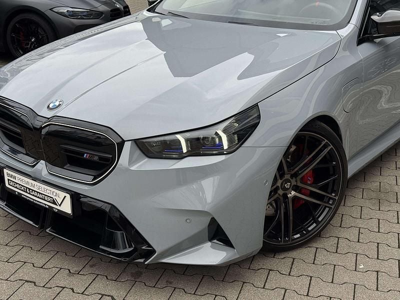 Gebraucht BMW M5 Comfort Edition 727 PS (534 kW) 2024 Grau Limousine