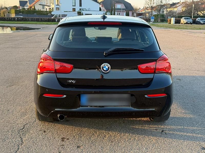 Gebraucht BMW 118 Advantage 136 PS (100 kW) 2017 Schwarz Kleinwagen