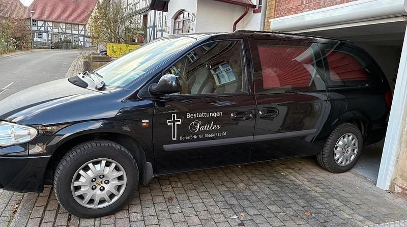 Gebraucht Chrysler Voyager 150 PS (110 kW) 2006 Schwarz Van / Kleinbus