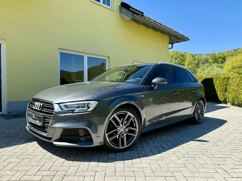 Second-hand Audi A3 S-Line 150 CP (110 kW) 2019 Gri Berlinǎ