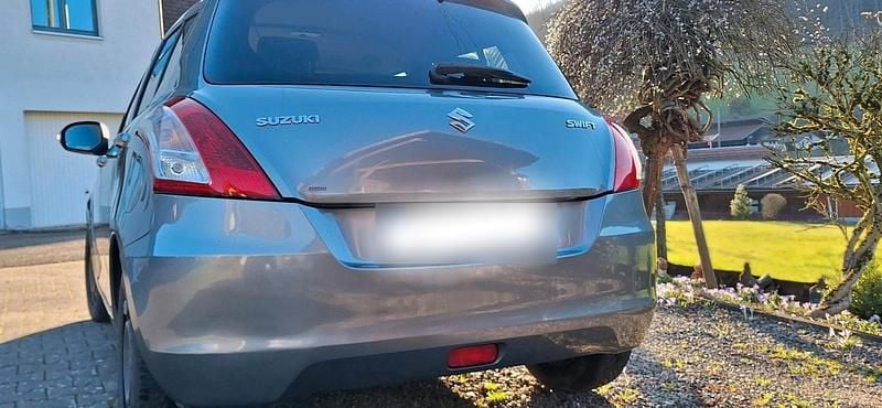 Gebraucht Suzuki Swift 94 PS (69 kW) 2016 Silber Kleinwagen