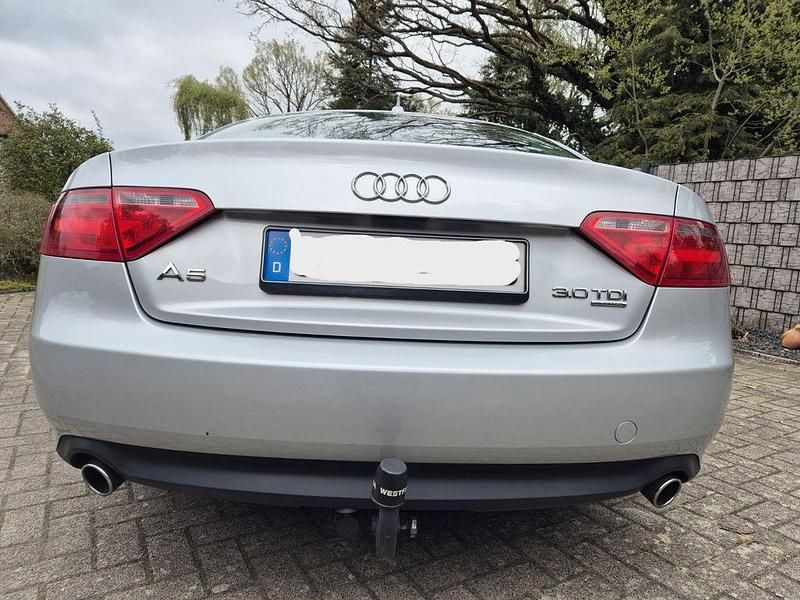 Usata Audi A5 Performance 239 CV (175 kW) 2009 Argento Coupé