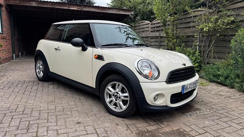 Beige Gebraucht 2012 Mini One D Kleinwagen | 4.900 € (Fairer Preis) - Bild 1/4