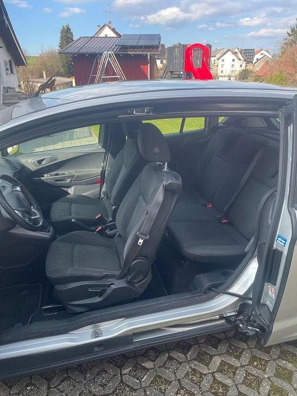 Gebraucht Ford B-MAX Trend 101 PS (74 kW) 2014 Silber Van / Kleinbus