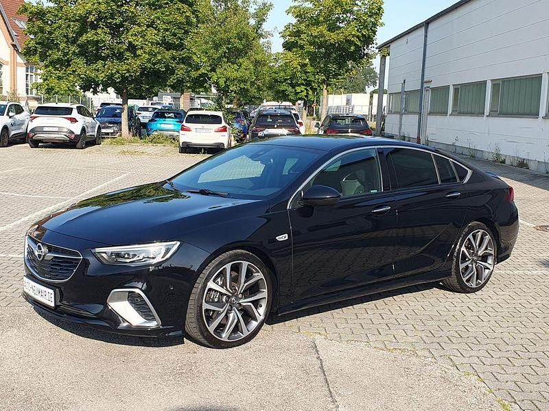 Schwarz Gebraucht 2018 Opel Insignia Limousine | 24.900 € - Bild 1/4