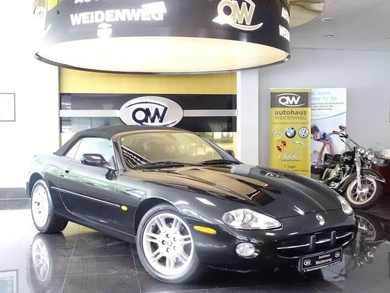 Gebraucht Jaguar XK8 284 PS (208 kW) 2003 Schwarz metallic Cabrio
