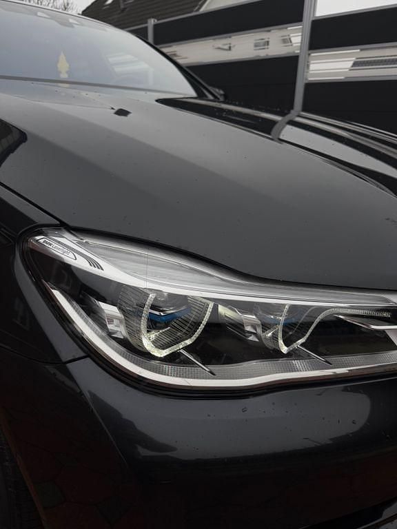 Gebraucht BMW 750 Performance 449 PS (330 kW) 2017 Grau Limousine