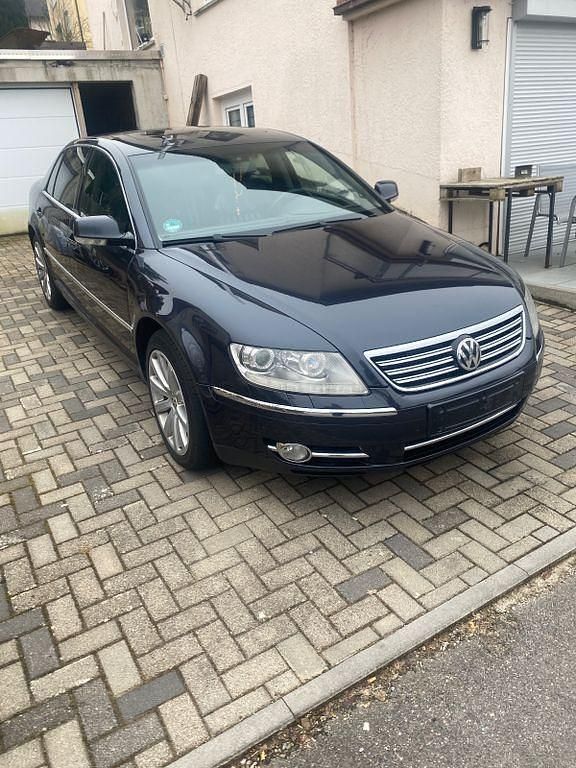 Blau Gebraucht 2008 VW Phaeton Limousine | 6.999 € (Etwas zu teuer) - Bild 1/4