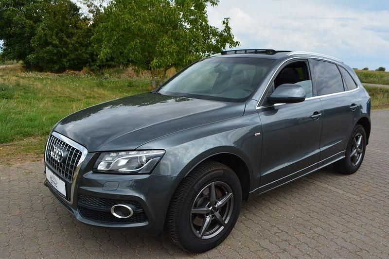 Daytonagrau perleffekt Gebraucht 2009 Audi Q5 S-Line SUV | 11.750 € (Fairer Preis) - Bild 1/4