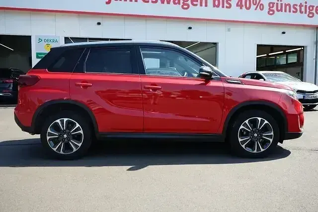 Gebraucht Suzuki Vitara 140 PS (102 kW) 2020 Rot SUV