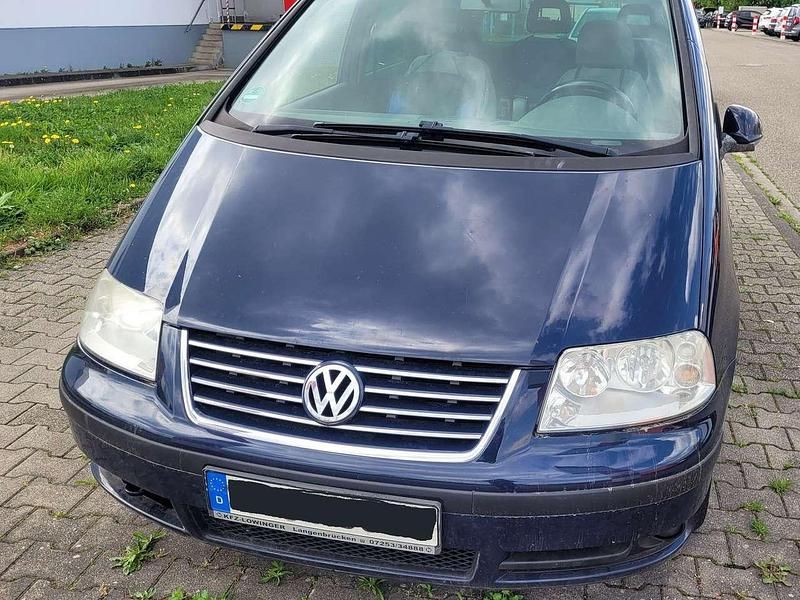 Gebraucht VW Sharan United 140 PS (102 kW) 2010 Blau Van / Kleinbus