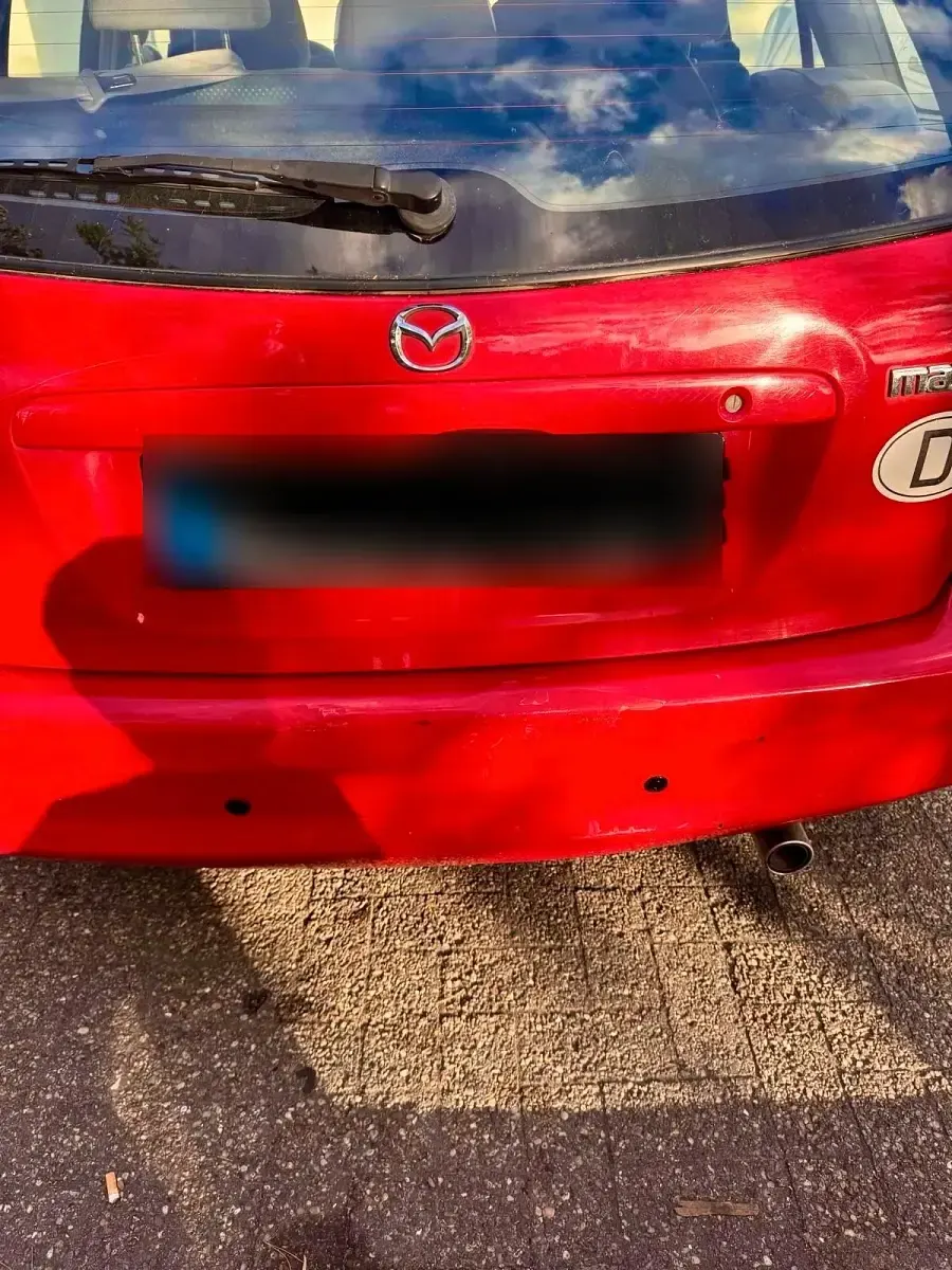 Gebraucht Mazda 323F Sporty 98 PS (72 kW) 2001 Rot Kleinwagen