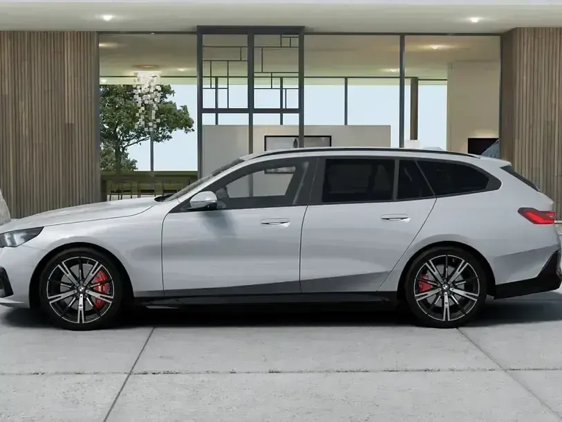 Gebraucht BMW 540 M Sport 286 PS (210 kW) 2025 Brooklyn grau (grau) Kombi