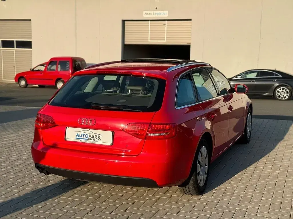 Gebraucht Audi A4 Ambiente 143 PS (105 kW) 2009 Rot Kombi