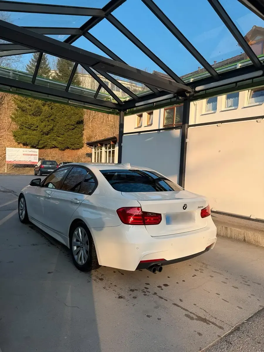 Gebraucht BMW 328 M Sport 245 PS (180 kW) 2015 Weiß Limousine