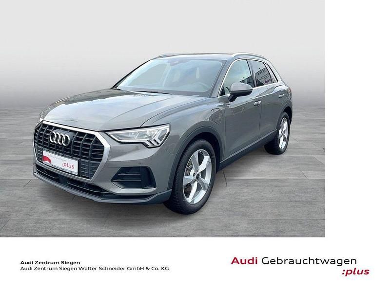 Gebraucht Audi Q3 Ambiente 245 PS (180 kW) 2022 Chronosgrau metallic (metallic) SUV