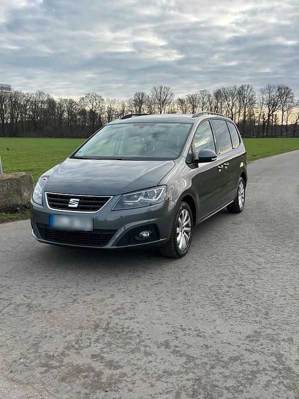 Gebraucht Seat Alhambra 150 PS (110 kW) 2019 Grau Van / Kleinbus