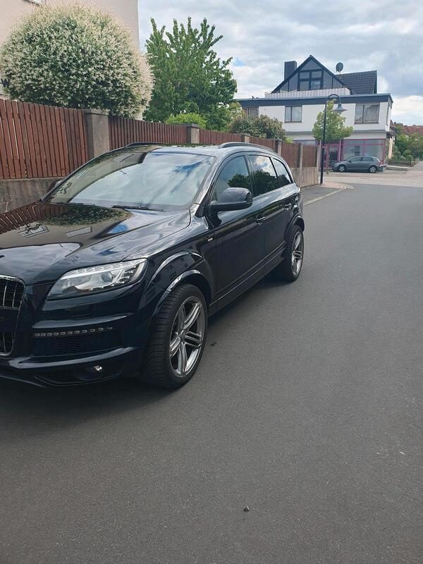 Schwarz Gebraucht 2010 Audi Q7 Comfort SUV | 18.000 € (Fairer Preis) - Bild 1/4