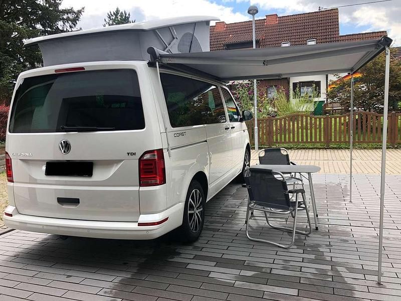 Gebraucht VW California Coast 150 PS (110 kW) 2017 Weiß Van