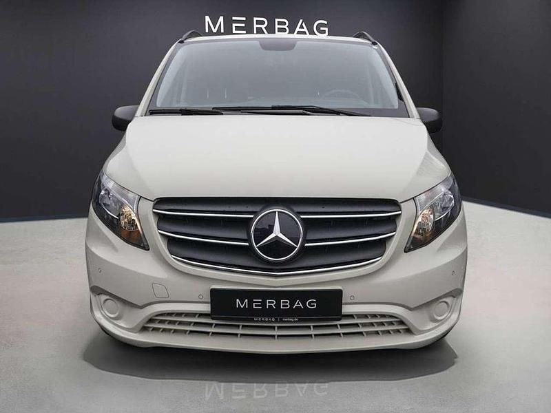 Gebraucht Mercedes Vito 190 PS (139 kW) 2024 Beige Van