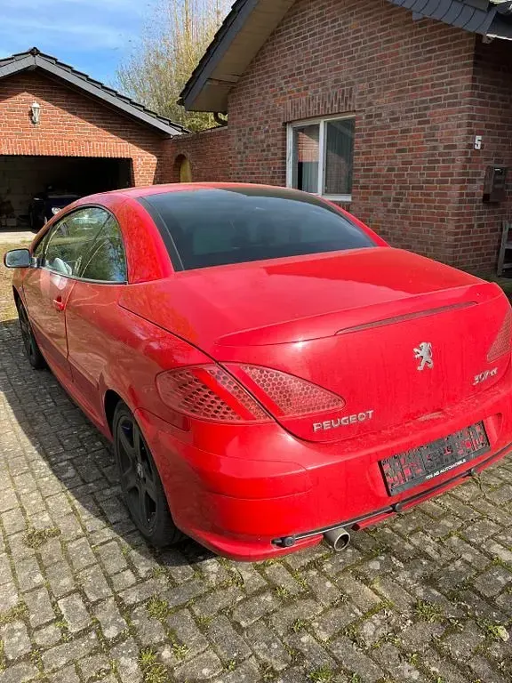 Gebraucht Peugeot 307 CC 140 PS (102 kW) 2006 Rot Cabrio