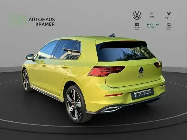 Gebraucht VW Golf VIII GTE 245 PS (180 kW) 2022 Gelb Limousine