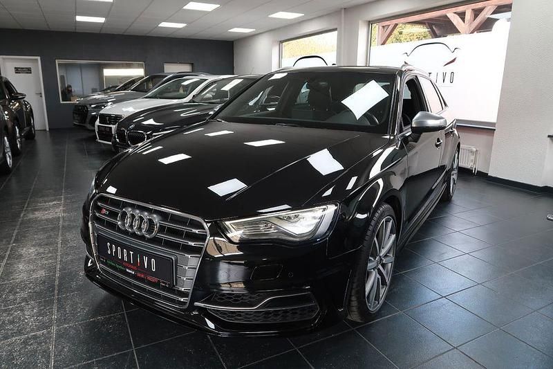 Gebraucht Audi S3 Ambiente 300 PS (220 kW) 2015 Schwarz Limousine