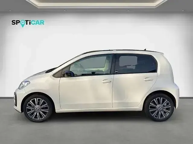 Używany VW up! Sound 90 KM (66 kW) 2017 Biały Hatchback